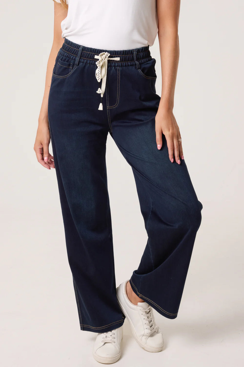 HEART ELASTIC STRING WIDE LEG JEANS