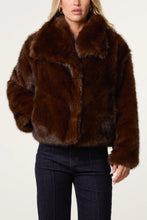 Load image into Gallery viewer, LUXURIOUS FAUX FUR CROPPED COAT