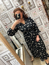 Load image into Gallery viewer, Kaffe shirt dress - Isabella Paige’s Boutique 