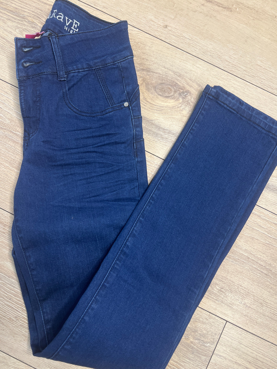 Size 8 regular rant and rave straight leg Jean