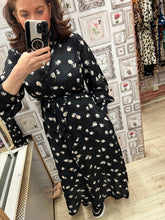 Load image into Gallery viewer, Kaffe shirt dress - Isabella Paige’s Boutique 